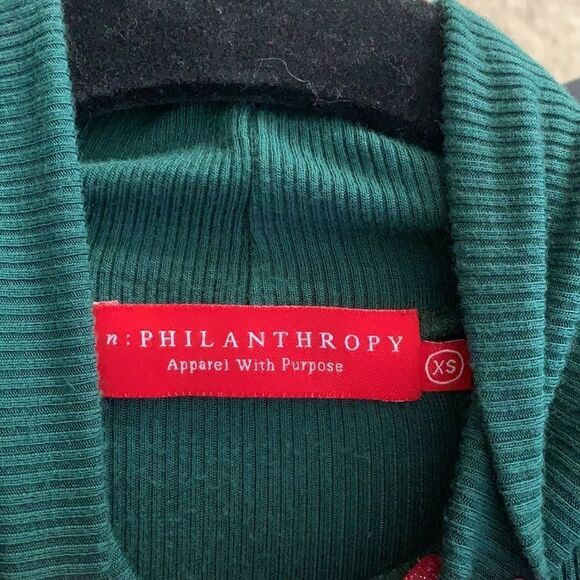 n: philanthropy xs green long sleeve body suite - Picture 4 of 4